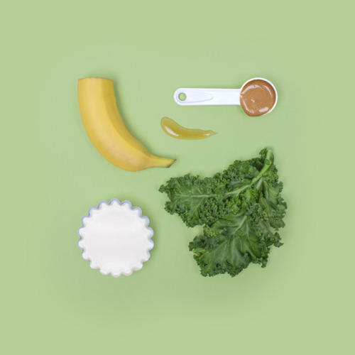 Mix up a healthy light green shade to kick off that summer bod celebration.
INGREDIENTS:
½ cup almond milk
½ large banana
1 tbs PB
¼ cup of baby kale
Honey to taste
ice
INSTRUCTIONS:
Mix and pour. Garnish with pretty kale.