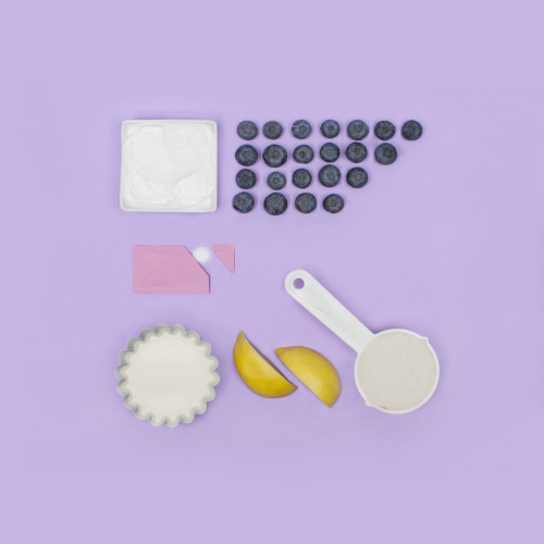 Pantone Smoothie 2635C, a mid-week blueberry treat.
INGREDIENTS:
1/3 cup (1 scoop) @kuranutrition berry whey protein
1/3 cup soy milk
1/3 cup plain Greek yogurt
1/3 cup Blueberries
½ tablespoon fresh lemon juice
Stevia to taste
INSTRUCTIONS:
Add a...