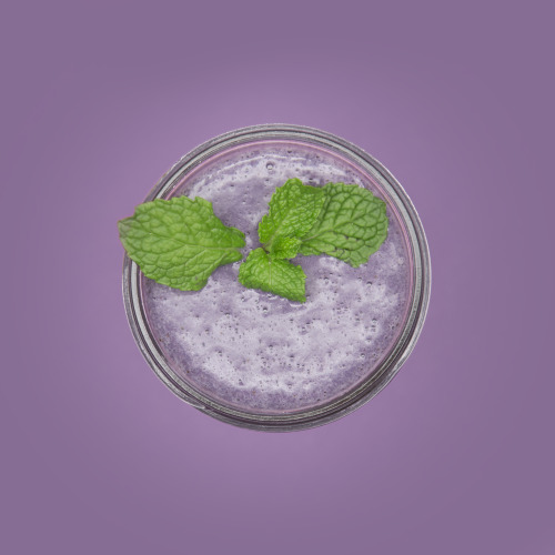 PANTONE SMOOTHIE 727U
Who doesn’t need a healthy purple drank in their life. Start your week with pantone smoothie 7661c, very blackberry. Made with yogurt, fresh berries, creamy almond butter and a boost of @kuranutrition berry...